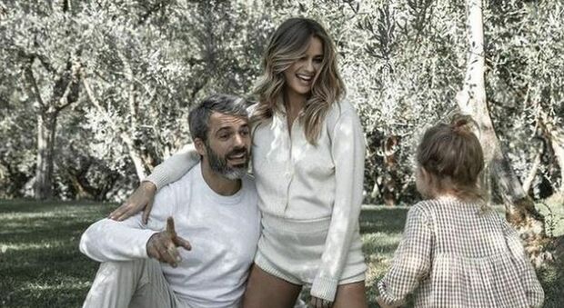 Luca Argentero e Cristina Marino di nuovo genitori: ecco la prima foto social di Noè Roberto