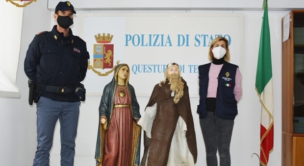 Donate alla Diocesi due statue antiche sequestrate durante un blitz della polizia