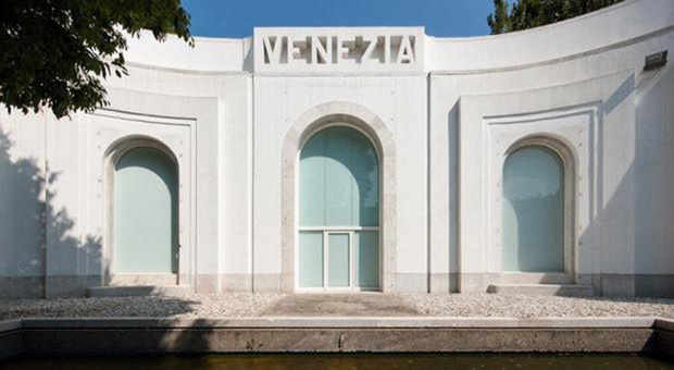 Biennale di Venezia, il sindaco lancia un concorso per artisti emergenti