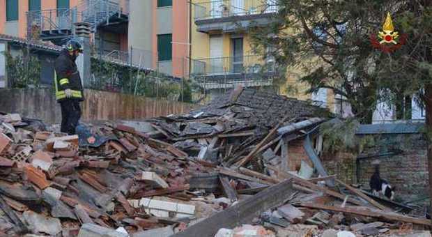 Paura a Padova, crolla una palazzina abitata da studenti fuori sede
