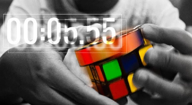 I segreti del cubo di Rubik: nel libro di Damiano tutti i trucchi per risolverlo