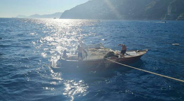Amalfi, incidente in mare: il marinaio del gozzo positivo ai test tossicologici