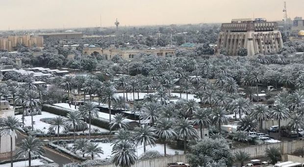 Baghdad, storica bufera di neve: non succedeva da oltre dieci anni