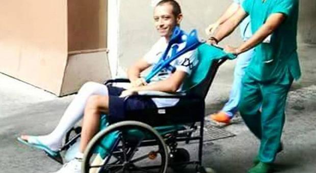 Valentino Rossi, rubata la radiografia della sua gamba