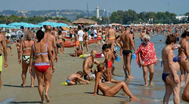 Case vacanze, un boom di richieste: agosto al mare può costare anche tremila euro