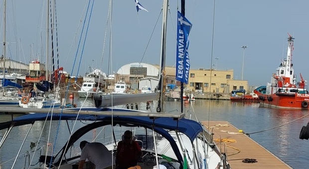 Sbarca ad Ostia, la campagna velica della Lega Navale Italiana, a bordo di cinque imbarcazioni confiscate alla criminalità