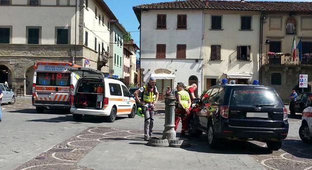 Arezzo, mamma dimentica la figlia in macchina: muore bimba di 18 mesi