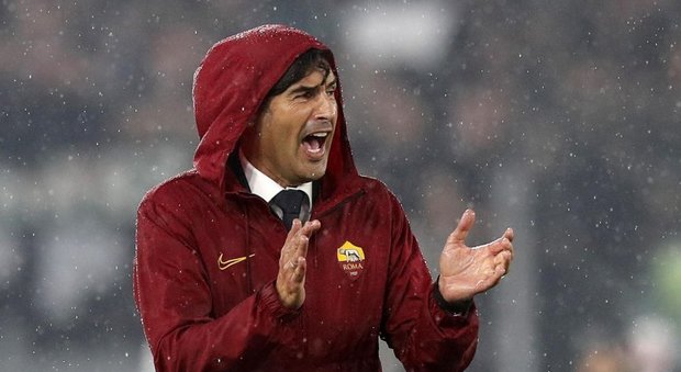 Roma, rabbia Dzeko: «Inaccettabile un rigore così». Fonseca: «Squadra devastata»