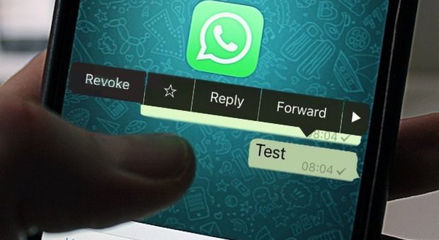 Whatsapp, cancellare messaggio inviato