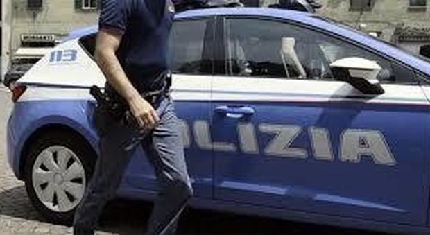 Napoli, blitz della polizia ai decumani: arrestato rapinatore serale gambiano