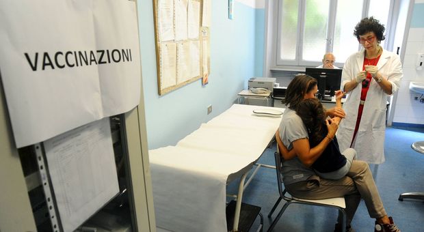 Vaccini, a Milano il 5% dei bimbi di nidi e materne ancora non in regola