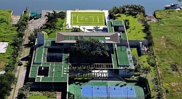 Neymar, una quarantena dorata: villa da 10mila metri quadrati con vista sull'oceano