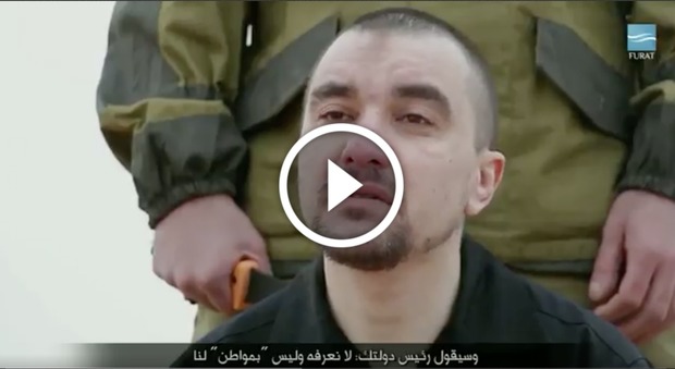L'orrore dell'Isis in un video choc: decapitata 'spia' russa -Guarda