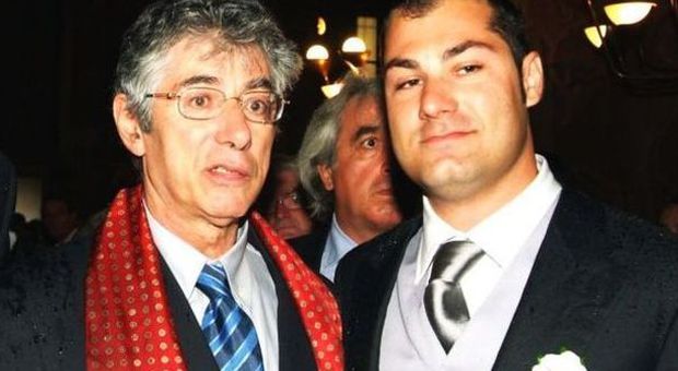 Il figlio di Bossi denunciato da un gioielliere: «Deve pagarmi decine di migliaia di euro»