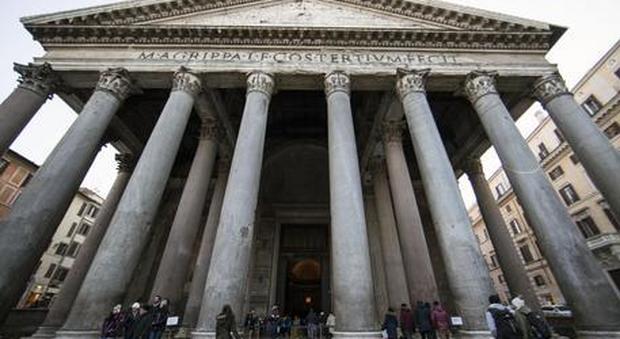 Pantheon, il cardinale Vallini: i ricavi del biglietto andranno solo al ministero dei Beni culturali