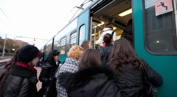 Pendolari Viterbo-Roma, Trenitalia accoglie la richiesta del comitato