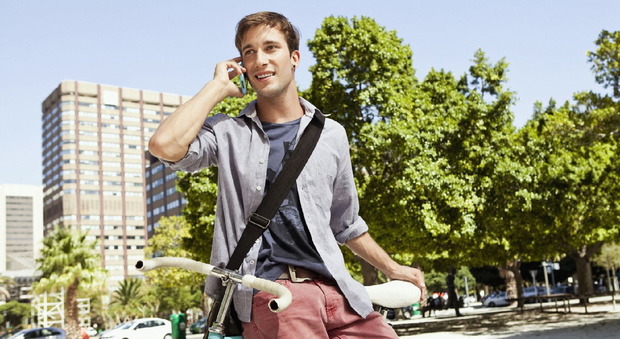 Telefonia, da giugno del 2017 abolito il roaming per i viaggiatori