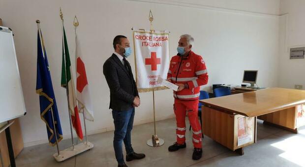“Regala un sorriso”, il Peperoncino sostiene la campagna della Croce Rossa