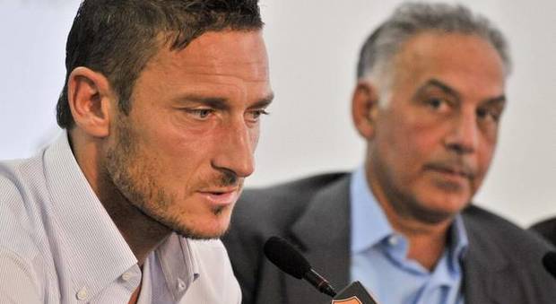 Totti-Pallotta, la svolta buona. Arrivano segnali positivi da Boston sul contratto annuale del capitano