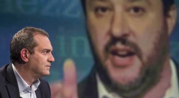 Aquarius, De Magistris attacca Salvini: «Ministro senza cuore, il porto di Napoli pronto ad accogliere»