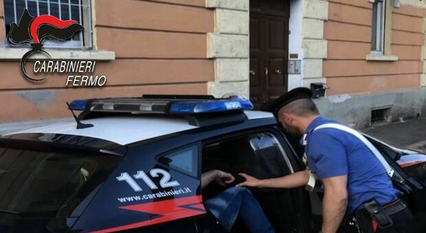 Non rispetta gli arresti domiciliari, i carabinieri arrestano un uomo di 57 anni