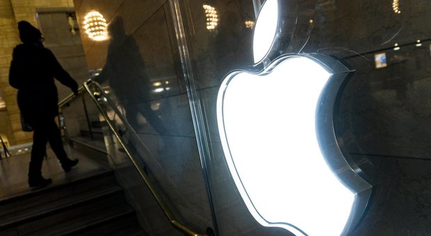 Apple, schiaffo della Corte Suprema Usa: avanti causa App store