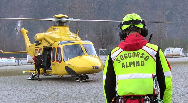 Valanga sul monte Vallonasso, morto alpinista sepolto dalla neve: in salvo tre compagni di escursione