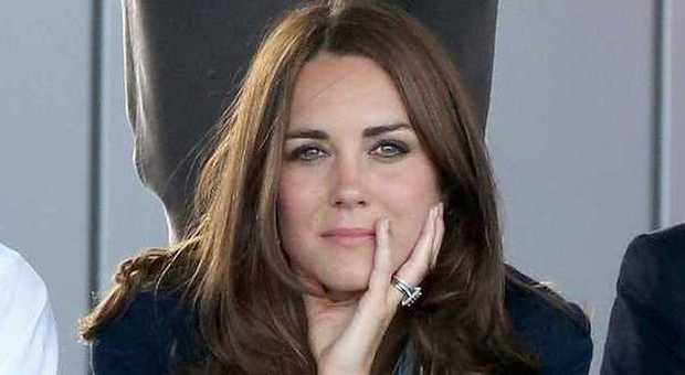 Kate Middleton, maternità finita: la regina la vuole alle celebrazioni per il suo compleanno