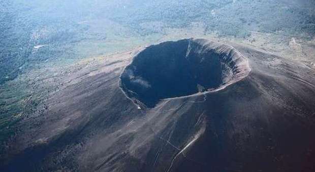 Allerta Vesuvio: "L'eruzione potrebbe essere una catastrofe, si rischia l'Apocalisse"