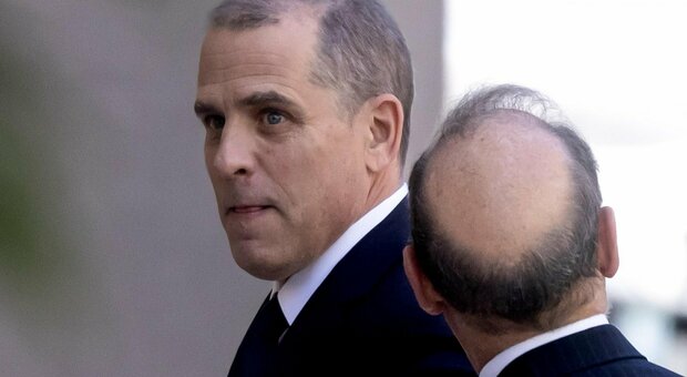 Fbi, l'ex talpa confessa: «Aiutato dagli 007 russi per infangare Biden». Chi è Alexander Smirnov