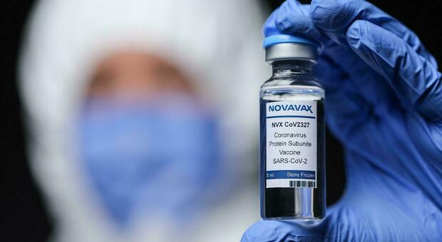 Vaccino, ecco (finalmente) Novavax. Lazio, via alle prenotazioni
