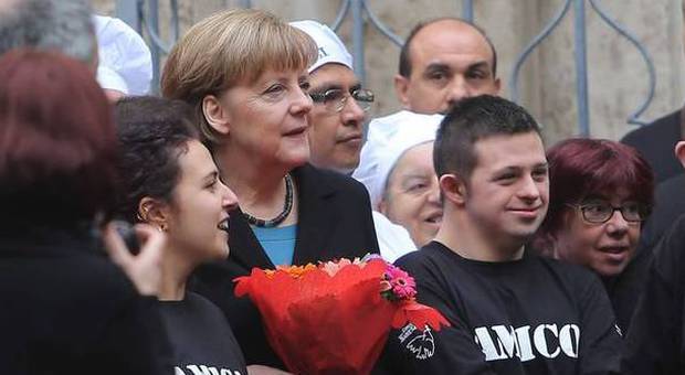 Merkel incontra il Papa. Poi da Sant'Egidio a Trastevere