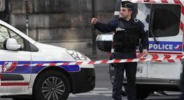 Allerta bomba a Parigi: evacuato il tribunale vicino all'Opera. Poi l'allarme rientra