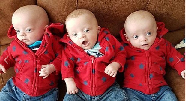 Madre li va a svegliare, ma trova due dei tre gemellini morti: "Uccisi dal monossido"