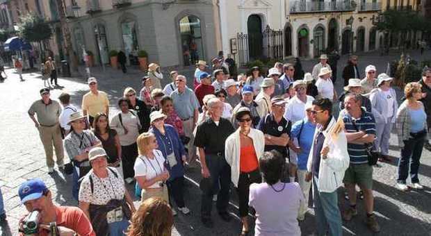 Pasqua a Salerno, turisti nelle due costiere: ma il record è nel prossimo weekend