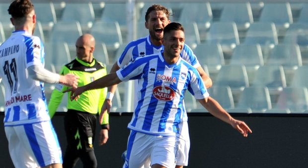 Torna Zeman e il Pescara stende il Genoa: 5-0