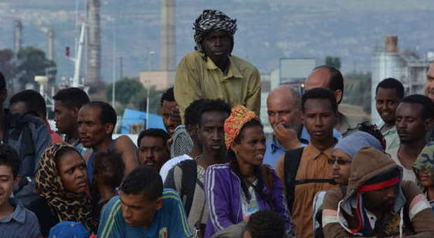 Migranti, passa la linea dura: in Lombardia quanti in Sicilia