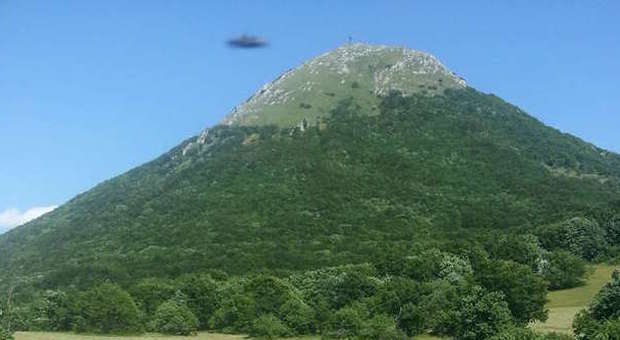 Riapparso ieri l'Ufo sul monte San Vicino