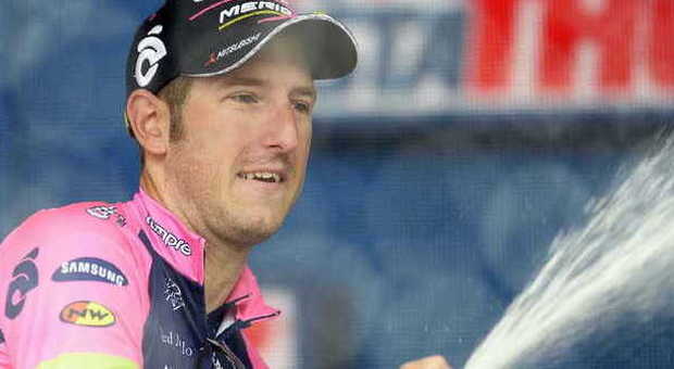 Giro d'Italia, Sacha Modolo vince allo sprint la tappa Tirano-Lugano. Contador in rosa