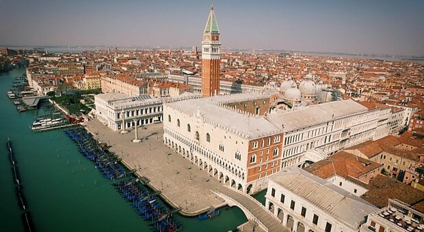 Legge speciale, in 36 anni Venezia è costata 2.7 miliardi. Crollo dei fondi per la salvaguardia
