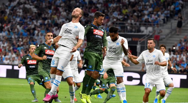 Napoli vincente anche al Velodrome: 1-0 con il Marsiglia con un grande gol di Mertens