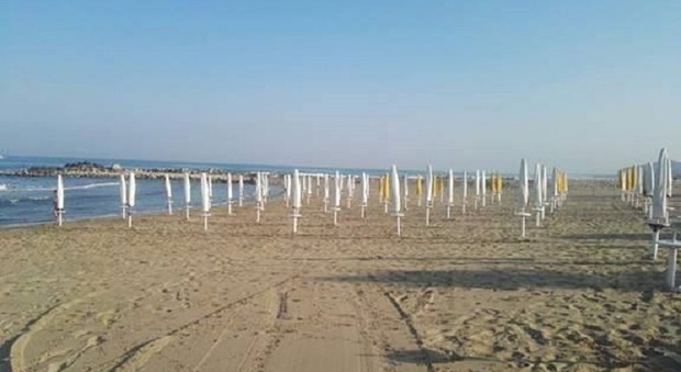 Fase 2, Legambiente Campania: «Giù le mani dalle spiagge libere»