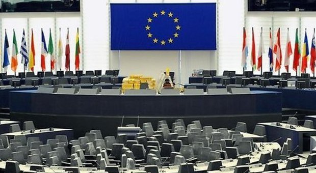 Doppi stipendi di eurodeputati uno su due ha anche incarichi esterni
