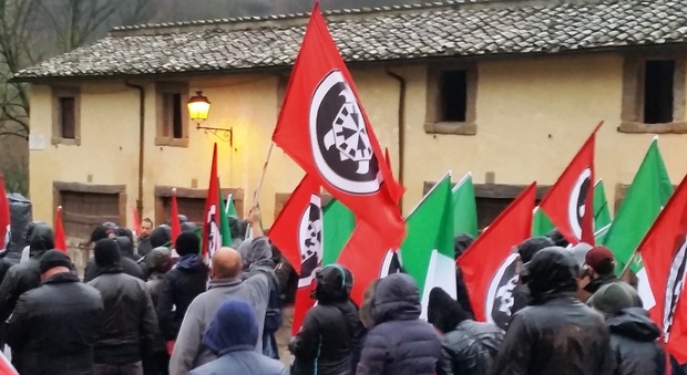La manifestazione di Casapound a Vallerano