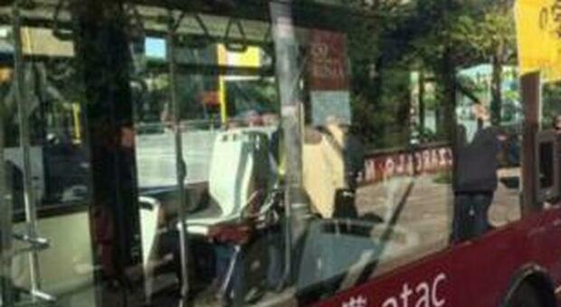 Roma, presa la banda dei "dirottatori di bus": schiaffeggiati autisti Atac e passeggeri