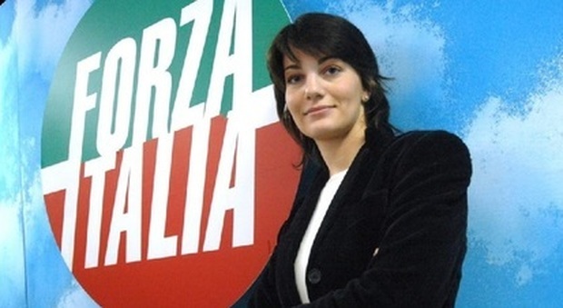 «Macché stalker, io amo Lara Comi», l'imprenditore è tornato all'assalto