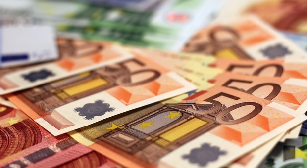 Fatture false per 40 milioni di euro: 2 arresti e altre 3 persone indagate