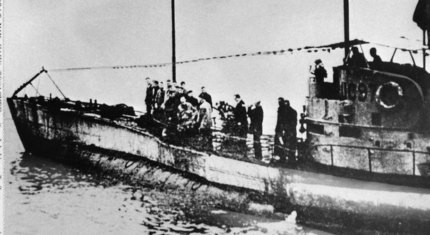 Sottomarino riemerge dopo cento anni dal Mare del Nord: a bordo i resti dell'equipaggio
