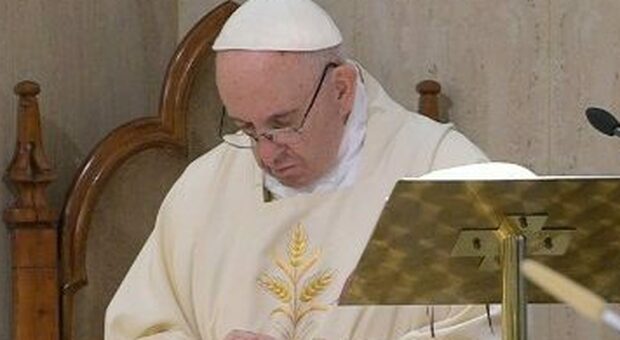 Papa Francesco: ora ho 33 centimetri di intestino in meno