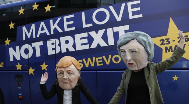 Ong Avaaz lancia iniziativa 'Fate l'amore. Non la Brexit'